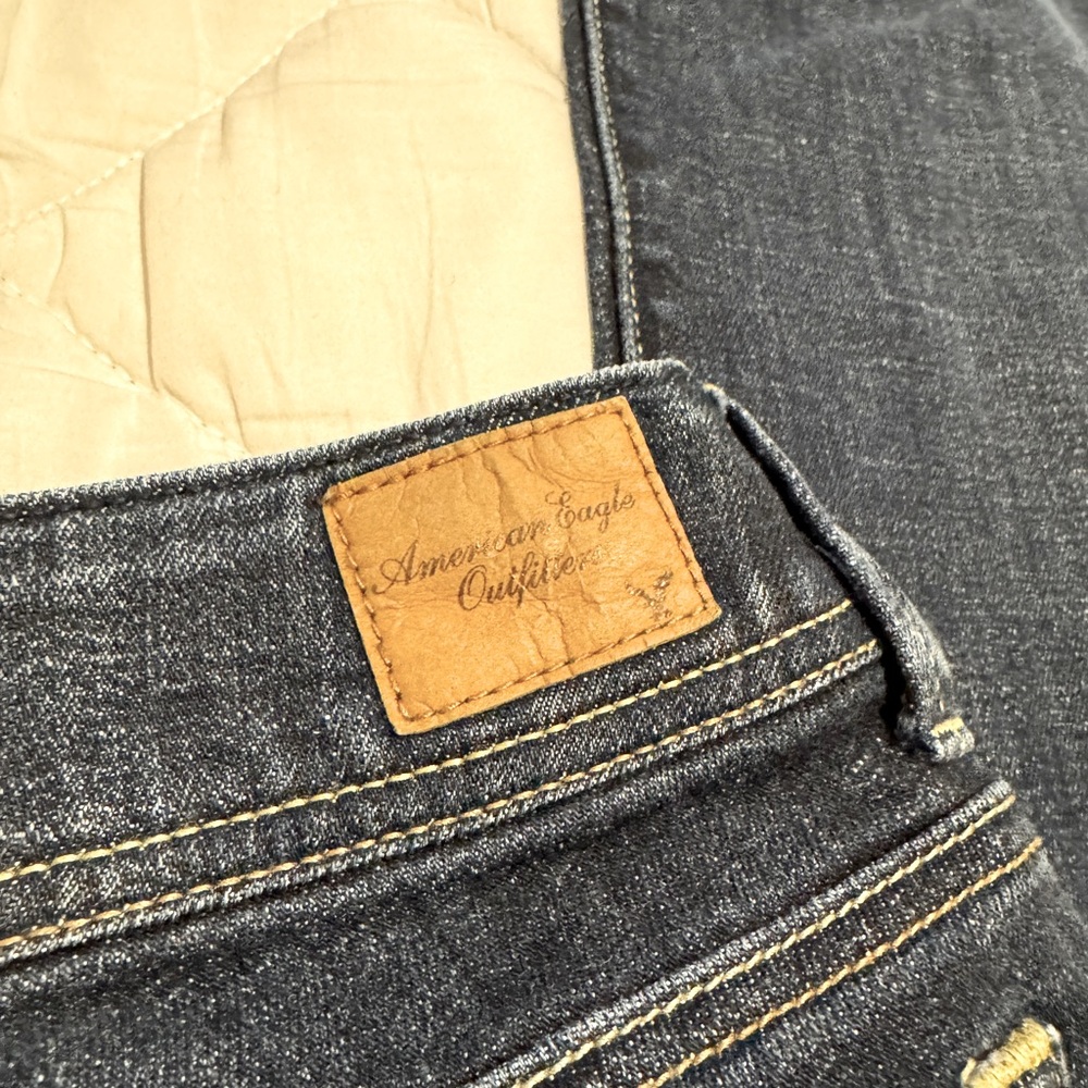 American Eagle Outfitters Women's Original Boot Jeans Size 8 - Picture 5 of 6